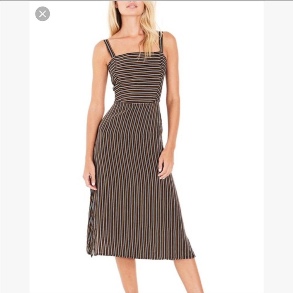 Faithful the Brand Katergo Tie Back Midi Dress - Picture 2 of 8